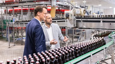 Ministerpräsident Hendrik Wüst besucht die Pott’s Brauerei in Oelde