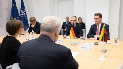Gespräch mit dem Verteidigungsminister der Republik Litauen, Herrn Arvydas Anasauskas