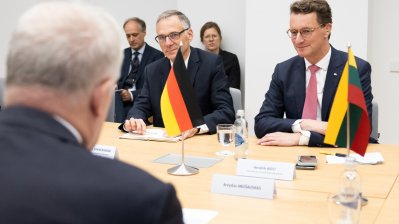 Gespräch mit dem Verteidigungsminister der Republik Litauen, Herrn Arvydas Anasauskas