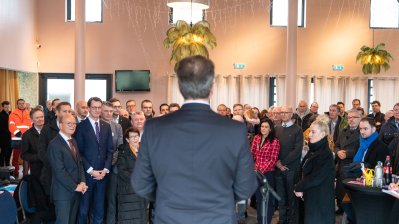 Spatenstich zur Landesgartenschau 2026 durch Ministerpräsident Wüst in Neuss