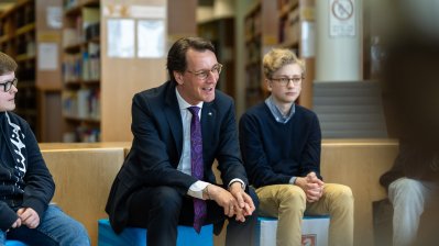 Girls‘ & Boys‘ Day: Schülerinnen und Schüler zu Gast bei Ministerpräsident Wüst