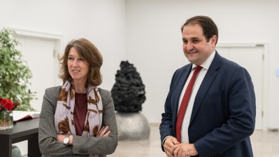 Antrittsbesuch der niederländischen Botschafterin: Ministerpräsident Wüst empfängt Hester Somsen in der Staatskanzlei