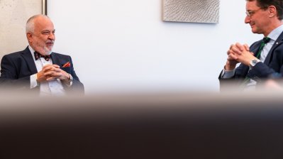 Ministerpräsident Hendrik Wüst empfängt den neuen Doyen des Konsularischen Korps Nordrhein-Westfalen in der Staatskanzlei