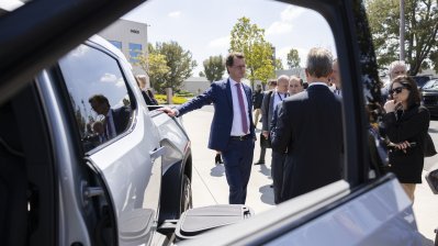 Besuch bei E-Fahrzeughersteller Rivian