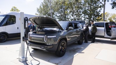 Besuch bei E-Fahrzeughersteller Rivian