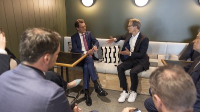 Besuch bei E-Fahrzeughersteller Rivian