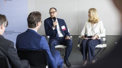 Ministerpräsident Wüst wirbt in den USA für den Justiz-Standort Nordrhein-Westfalen