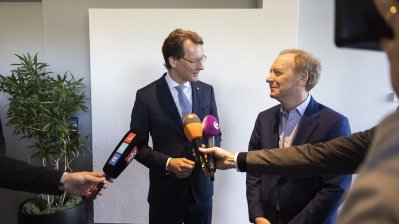 Ministerpräsident Wüst besucht Microsoft-Zentrale in Seattle