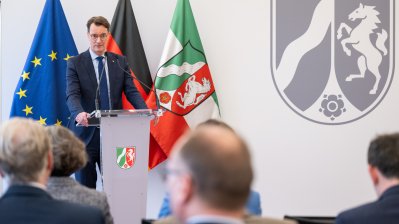 Für die gute Zukunft des Waldes: Gemeinsamer Waldpakt 2.0 mit Verbänden aus Waldbesitz, Forstwirtschaft und Naturschutz unterzeichnet