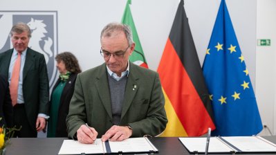 Für die gute Zukunft des Waldes: Gemeinsamer Waldpakt 2.0 mit Verbänden aus Waldbesitz, Forstwirtschaft und Naturschutz unterzeichnet