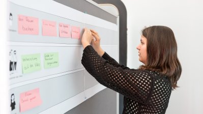 Girls' & Boys' Day: Schülerinnen und Schüler treffen Ministerpräsident Wüst und entdecken IT und Verwaltung