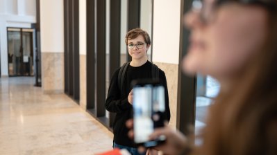 Girls' & Boys' Day: Schülerinnen und Schüler treffen Ministerpräsident Wüst und entdecken IT und Verwaltung