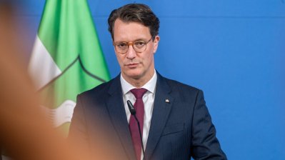 Ehemaliger ESA-Astronaut Prof. Dr. Reinhold Ewald wird Raumfahrtbotschafter des Landes Nordrhein-Westfalen