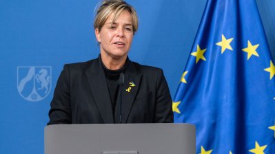 Ehemaliger ESA-Astronaut Prof. Dr. Reinhold Ewald wird Raumfahrtbotschafter des Landes Nordrhein-Westfalen