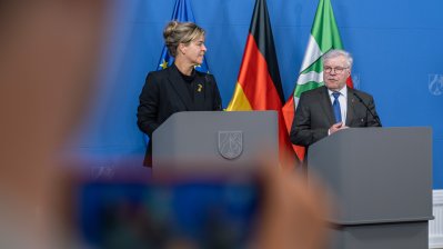 Ehemaliger ESA-Astronaut Prof. Dr. Reinhold Ewald wird Raumfahrtbotschafter des Landes Nordrhein-Westfalen