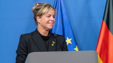 Ehemaliger ESA-Astronaut Prof. Dr. Reinhold Ewald wird Raumfahrtbotschafter des Landes Nordrhein-Westfalen