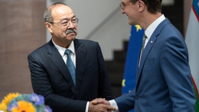 Ministerpräsident Wüst empfängt den Premierminister der Republik Usbekistan Abdulla Aripov