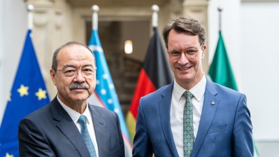 Ministerpräsident Wüst empfängt den Premierminister der Republik Usbekistan Abdulla Aripov