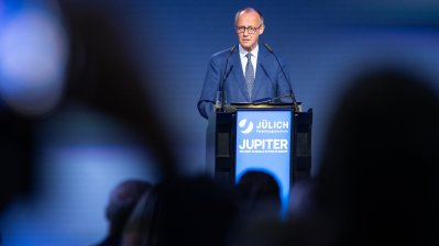 Der schnellste Computer Europas steht in Nordrhein-Westfalen: Bundeskanzler Merz und Ministerpräsident Wüst weihen Supercomputer in Jülich ein