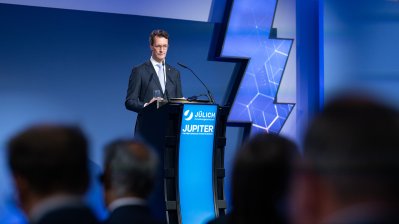 Der schnellste Computer Europas steht in Nordrhein-Westfalen: Bundeskanzler Merz und Ministerpräsident Wüst weihen Supercomputer in Jülich ein