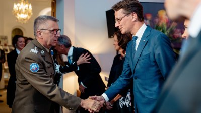 Gemeinsamer Empfang anlässlich des Tags der deutschen Einheit mit der Ständigen Vertretung Deutschlands bei der NATO