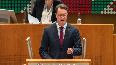 Nordrhein-Westfalen weiter auf klarem Kurs: Haushalt setzt Schwerpunkte auf Bildung, Sicherheit, starke Kommunen und Zukunftsinvestitionen