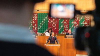 Nordrhein-Westfalen weiter auf klarem Kurs: Haushalt setzt Schwerpunkte auf Bildung, Sicherheit, starke Kommunen und Zukunftsinvestitionen