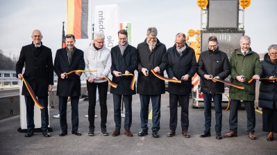 Vorzeitige Wiedereröffnung der A45-Talbrücke Rahmede setzt bundesweites Signal