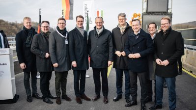 Vorzeitige Wiedereröffnung der A45-Talbrücke Rahmede setzt bundesweites Signal