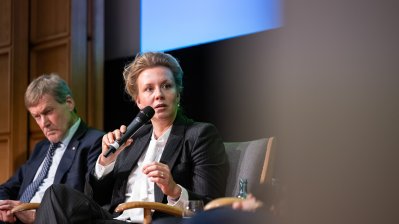 Kultur- und Wissenschaftsministerin Ina Brandes nimmt an einer Podiumsdiskussion zum Thema „Strukturwandel und Wissenschaft heute und morgen“ teil. 