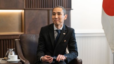 Ministerpräsident Hendrik Wüst empfängt Gouverneur der japanischen Präfektur Fukushima Masao Uchibori