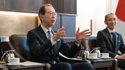 Ministerpräsident Hendrik Wüst empfängt Gouverneur der japanischen Präfektur Fukushima Masao Uchibori