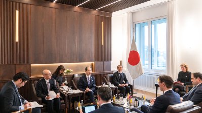 Ministerpräsident Hendrik Wüst empfängt Gouverneur der japanischen Präfektur Fukushima Masao Uchibori