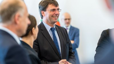 Landesregierung überträgt Tarifergebnis auf Beamte, Richter sowie Versorgungsempfänger