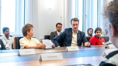 Girls’ & Boys’ Day: Jugendliche entdecken Regierungszentrale