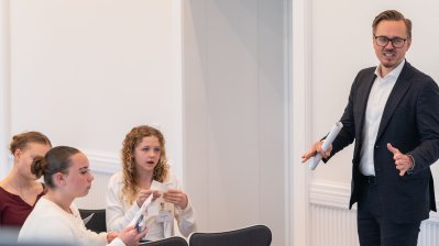 Girls’ & Boys’ Day: Jugendliche entdecken Regierungszentrale