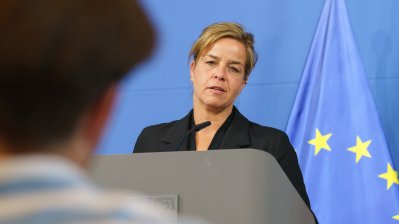 Ministerin Neubaur während ihrer Rede