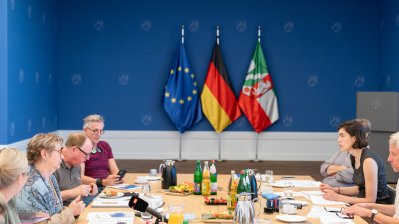 Löhrmann: Judenhass darf nicht zur Normalität werden