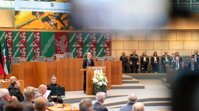 Fünf Jahre nach der Hochwasserkatastrophe: Gemeinsames Gedenken von Landtag und Landesregierung im Beisein von Bundespräsident Steinmeier
