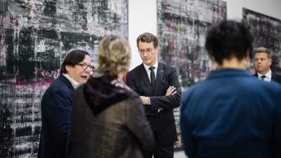 Ministerpräsident Wüst besucht die Internationale Jugendbegegnungsstätte (IJBS) in Oświęcim