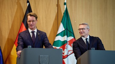 Landesregierung beschließt weitere Entlastungen zur Modernisierung des Staates