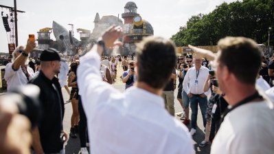 Rundgang auf dem Parookaville Festival am Flughafen Weeze