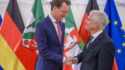 Ministerpräsident Hendrik Wüst empfängt Konsularisches Korps beim Sommerempfang in Warendorf