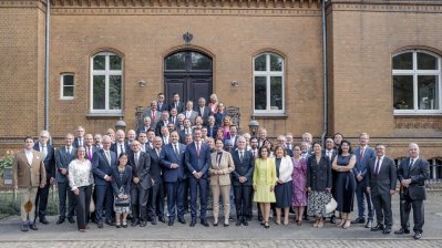 Ministerpräsident Hendrik Wüst empfängt Konsularisches Korps beim Sommerempfang in Warendorf