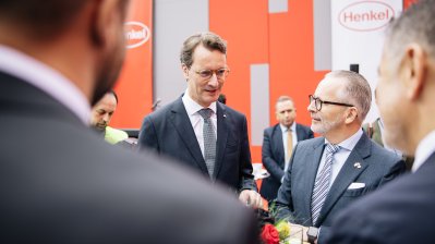 Ministerpräsident Wüst besucht gemeinsam mit dem Henkel-CEO Carsten Knobel das Henkel-Werk in Elmadağ bei Ankara