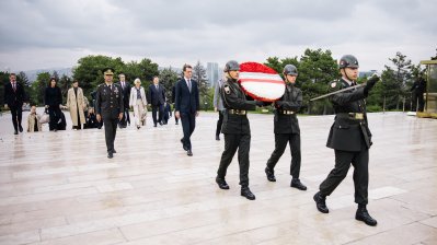 Kranzniederlegung am Atatürk-Mausoleum Anıtkabir