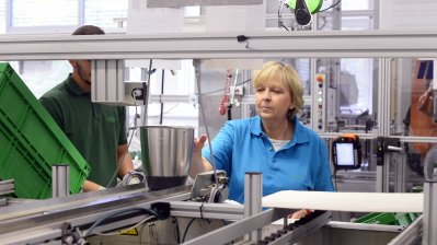 Ministerpräsidentin Hannelore Kraft beim TatKraft-Einsatz in Wuppertal