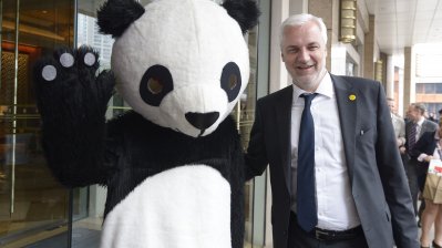 Begrüßung von Minister Duin in Sichuans Hauptstadt Chengdu