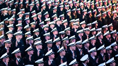 Nachwuchs für die Polizeifamilie: 2.727 Frauen und Männer legen feierlich Diensteid ab