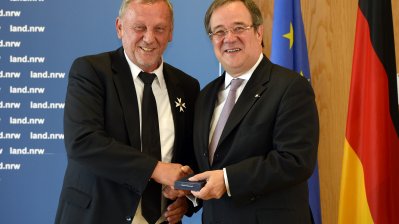 Verleihung des Landesverdienstordens an Reiner Priggen